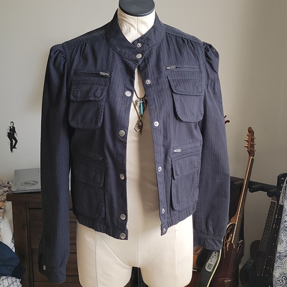 Black bomber jacket - Picture 1 of 5